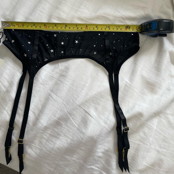 Kilo Brava black garter belt - Picture 5 of 5